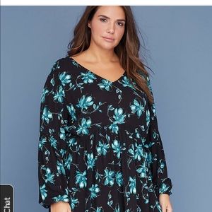 Lane Bryant NWT 26/28 Floral Babydoll Top